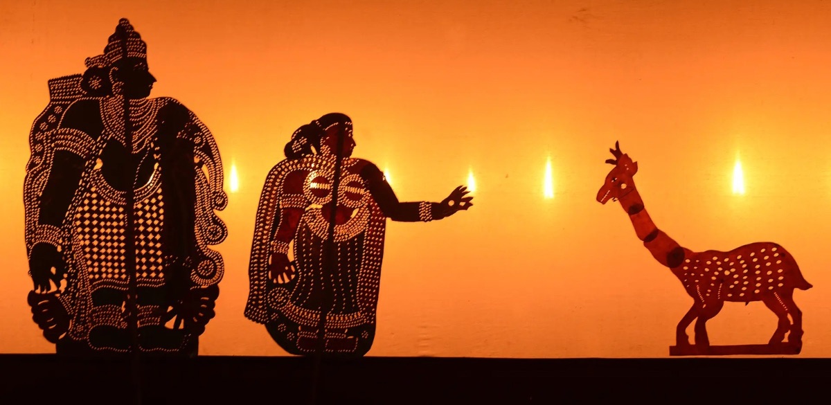 Tholapavakoothu, temple , puppets , leather , performance
